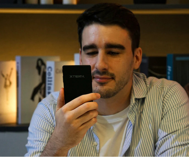 Електронна книга Xteink X4 Pro